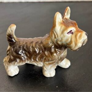 Vintage Scottish/Terrier Ceramic Dog Figurine Brown & Cream pre-owned